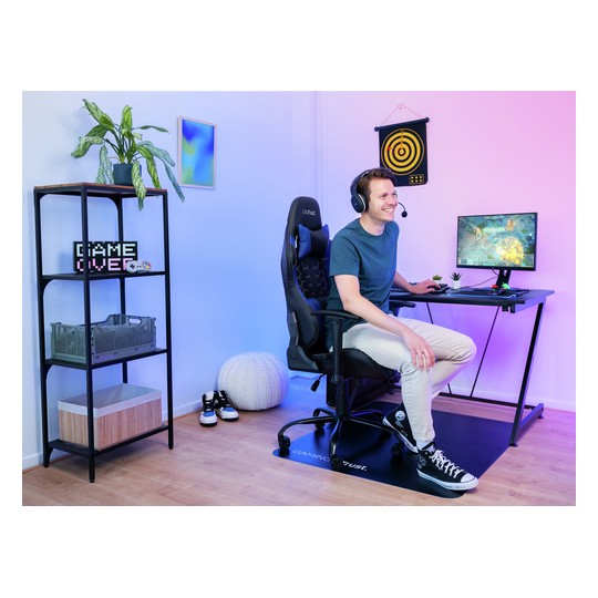 Silla Gamer Trust Gxt 708 Resto Gaming Giratoria 360 Elevador De Gas Clase 4 Respaldo Ajustable Entre 90º Y 180º Color Negro