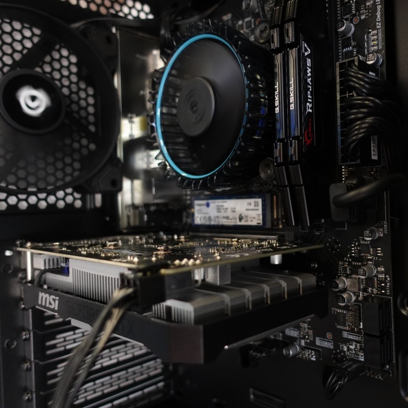 PCM Aeon Countach Ryzen 5 5600X/32GB RAM/1TB SSD/RTX 4060Ti 8GB/Win11