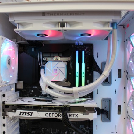 PCM Aeon Meyers Intel Core I7-14700KF/32GB RAM/1TB SSD/RTX 4070S 12GB/Win11