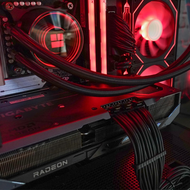 PCM Aeon RX-2 – Workstation Ultra Core 7 265KF RX 9070 XT | PC profesional