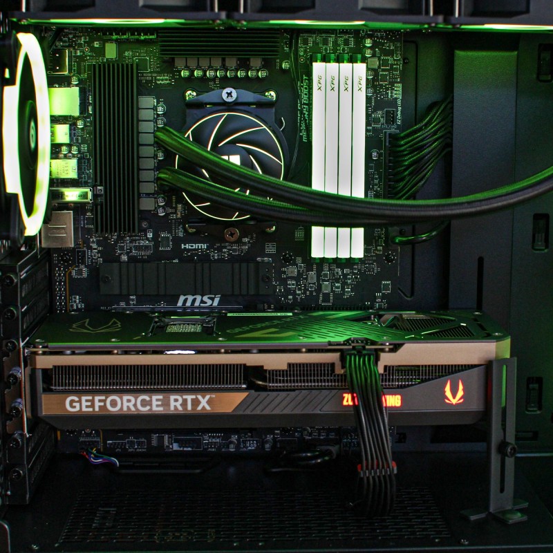 PCM Executive Magnus – PC Workstation Ultra Core 9 RTX 5080 | Profesional edición y gaming extremo