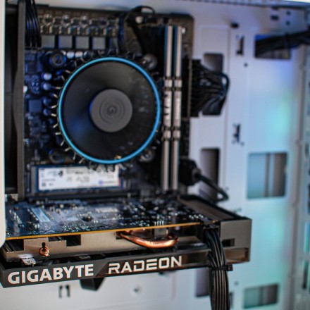 comprar ordenador gama media Alta potente para gaming