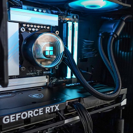 PCM Executive Suprem – PC Profesional Ultra Core 5 RTX 5080 | Workstation para simuladores y creatividad