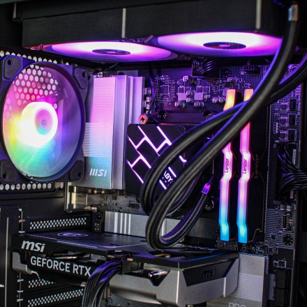 PCM Aeon Astra - Ryzen 5 5600X | RTX 5060 | PC Gamer