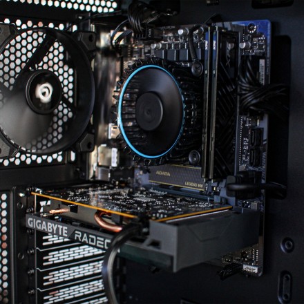 Comprar pc de gama media para gaming 