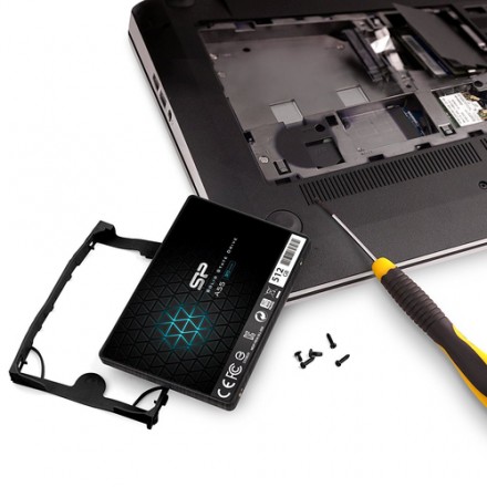 Ssd Silicon Power 512gb 2.5" A55 7mm Sata3 - Imagen 4